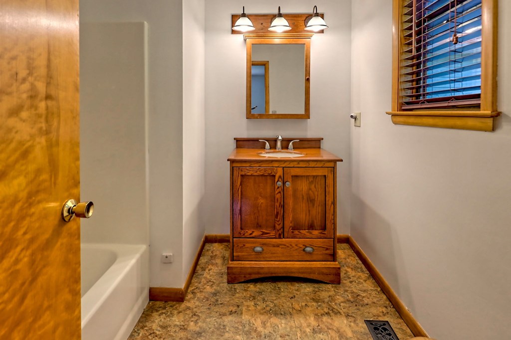 2403 Hidden Valley Road, HIAWASSEE, Georgia image 33