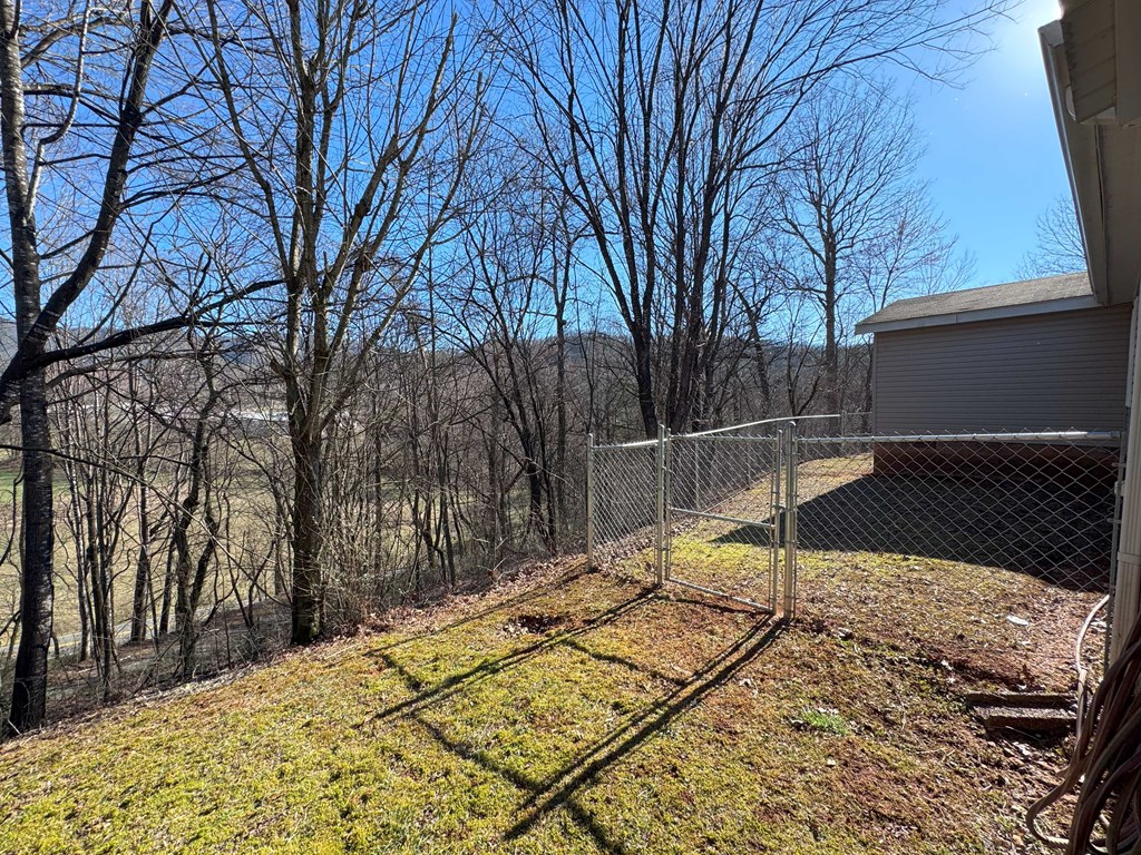 4052 Fairview Road, ANDREWS, North Carolina image 6