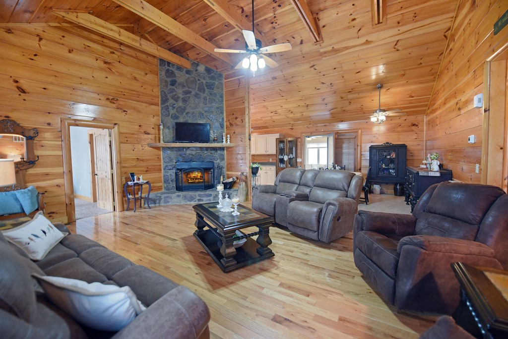 2038 Crooked Creek Connector, YOUNG HARRIS, Georgia image 13