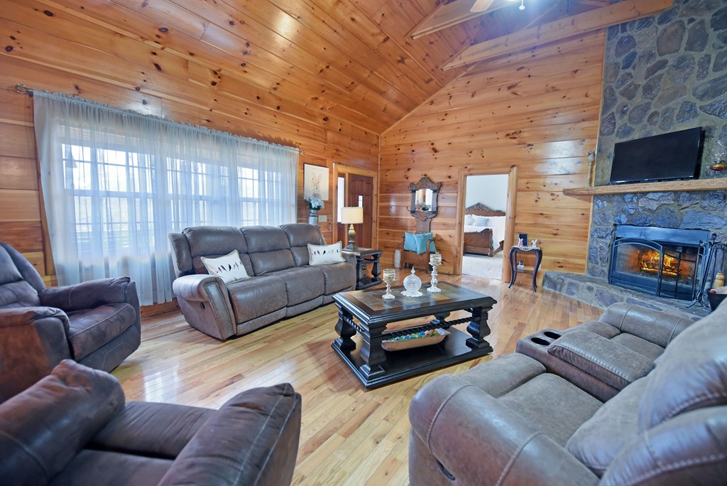 2038 Crooked Creek Connector, YOUNG HARRIS, Georgia image 12