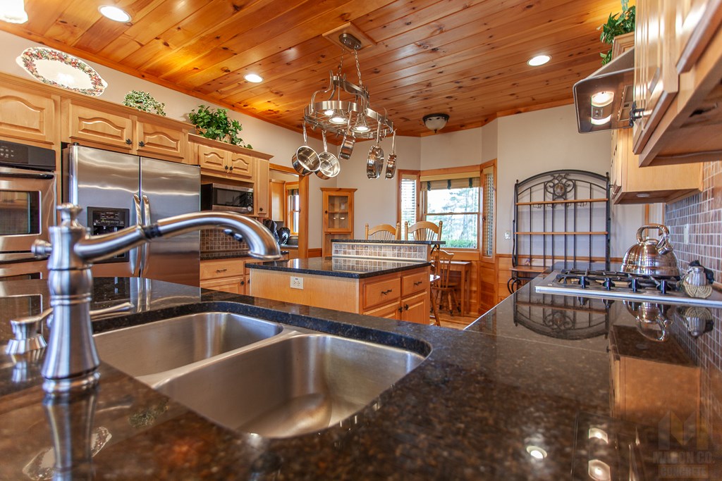 594 Brasstown View Road, MURPHY, North Carolina image 37