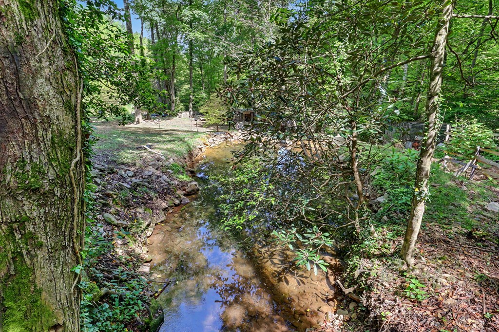 426 Claude Rogers Rd