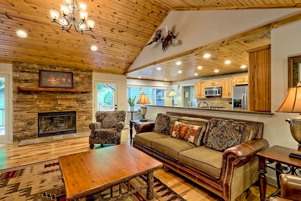 2877 Cynth Creek Road, HIAWASSEE, Georgia image 40