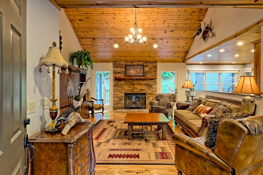 2877 Cynth Creek Road, HIAWASSEE, Georgia image 23