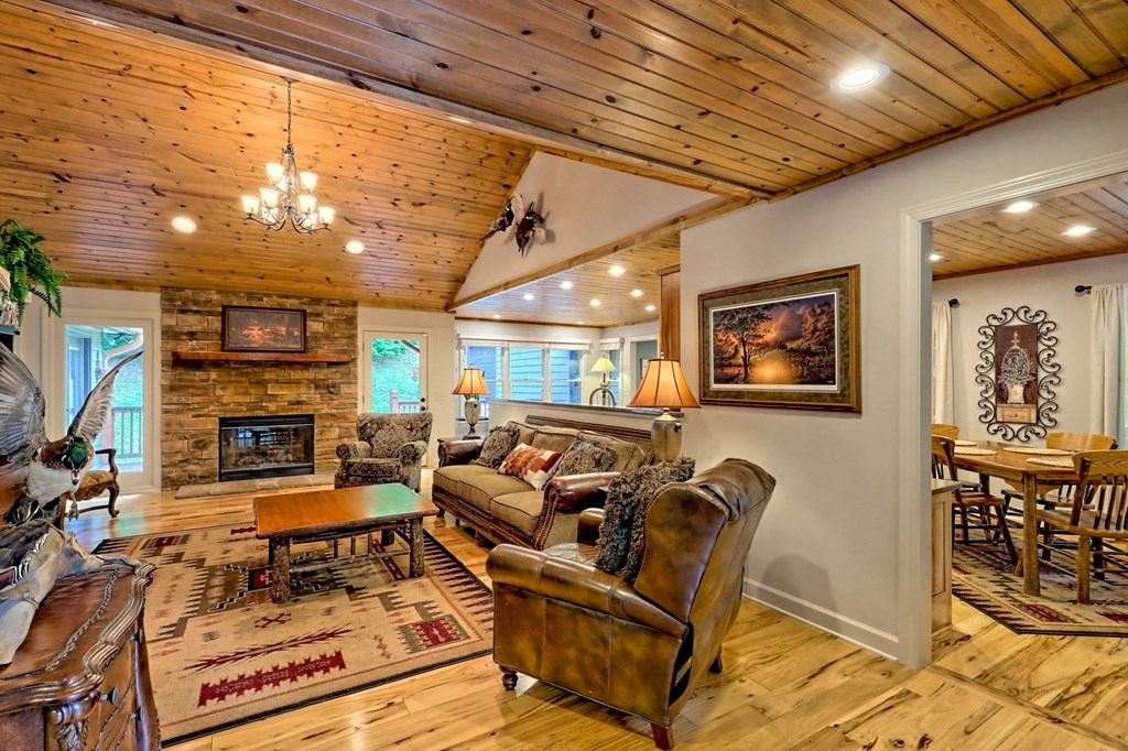 2877 Cynth Creek Road, HIAWASSEE, Georgia image 24