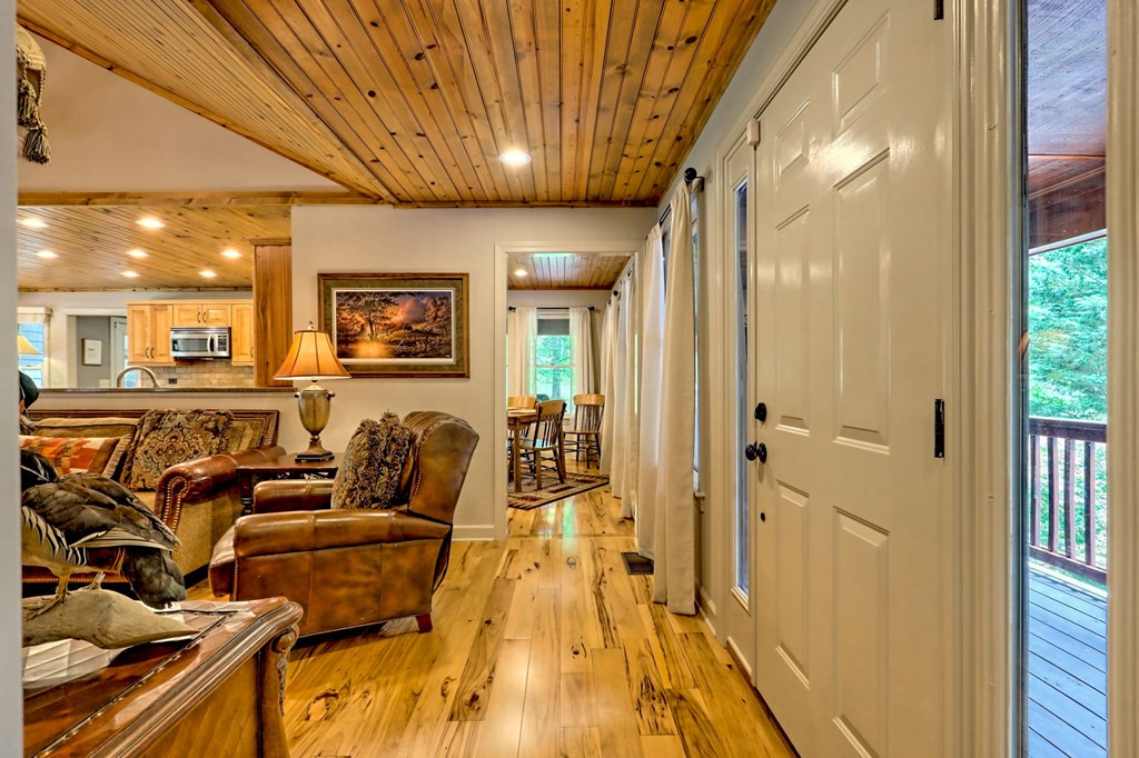 2877 Cynth Creek Road, HIAWASSEE, Georgia image 39