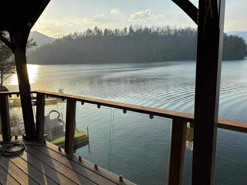 140 Thunder Island, ROBBINSVILLE, North Carolina image 50