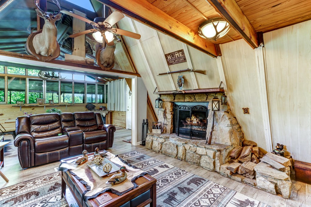 515 Laurel Cove Road, MURPHY, North Carolina image 26
