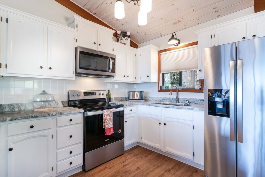 608 Caesars Cove Dr, HAYESVILLE, North Carolina image 20