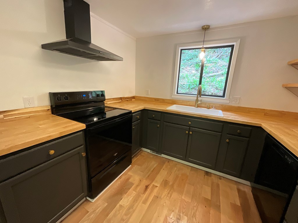 1136 Granny Squirrel Drive, ANDREWS, North Carolina image 23
