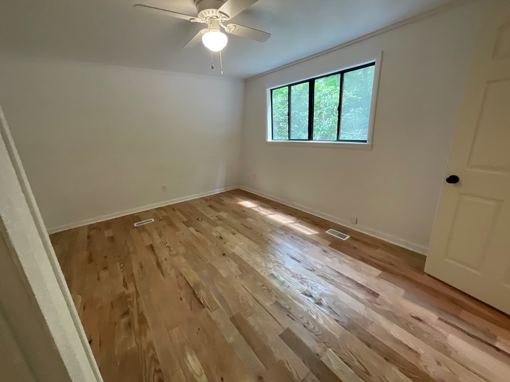 1136 Granny Squirrel Drive, ANDREWS, North Carolina image 20