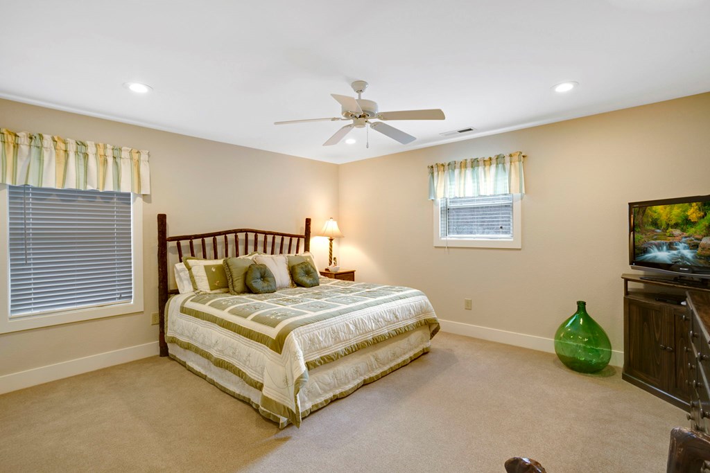 765 River Oaks Drive, HAYESVILLE, North Carolina image 31