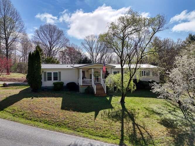 3595 Harshaw Road, MURPHY, North Carolina image 1