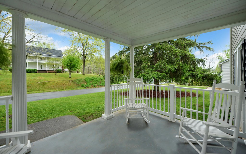 1082 Valley River Avenue, MURPHY, North Carolina image 30