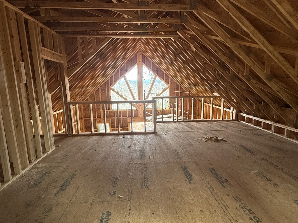 560 Carolina Fox Circle, MURPHY, North Carolina image 3
