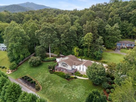 Homes For Sale - 1396 Deerfield Road<br/> YOUNG HARRIS, GA 30582