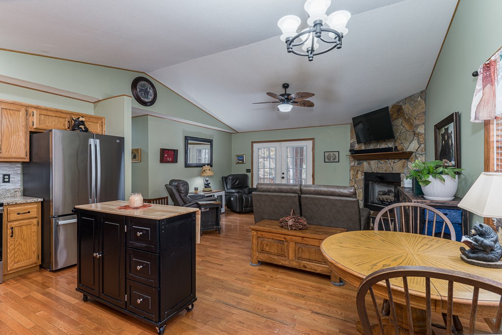 9 Settlers Crossing Way