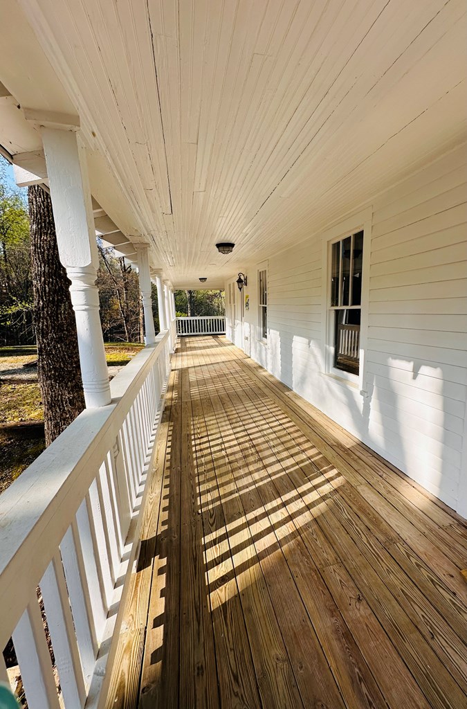 200 Observation Point Rd, BRYSON CITY, North Carolina image 3