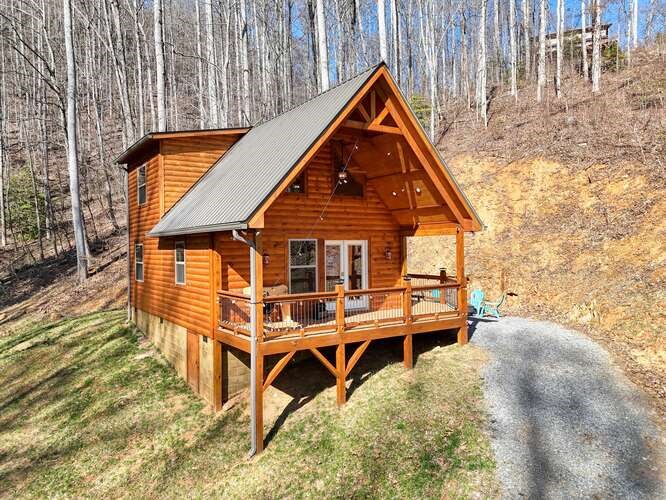 619 Cherokee Oaks Road, MURPHY, North Carolina image 2