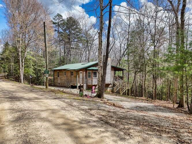 382 Hilltop Lane, MURPHY, North Carolina image 2