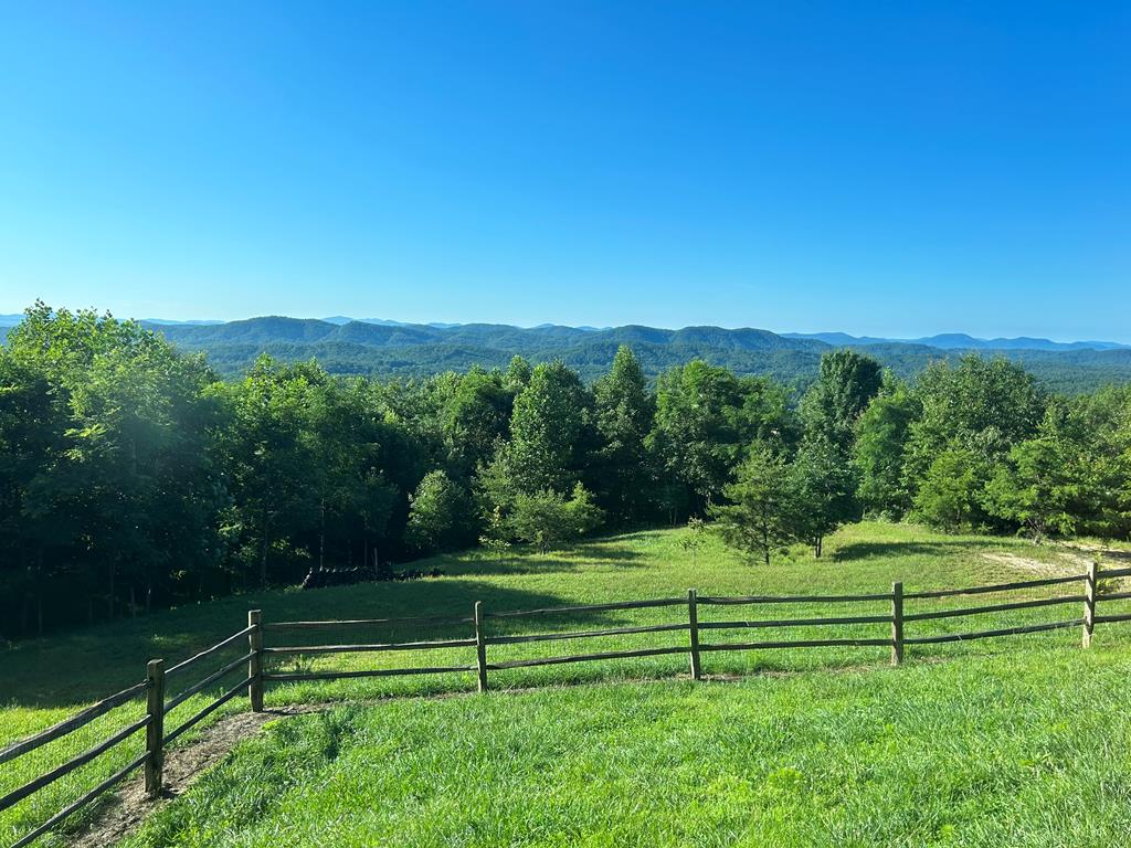 70 Avian Trail, MURPHY, North Carolina image 2