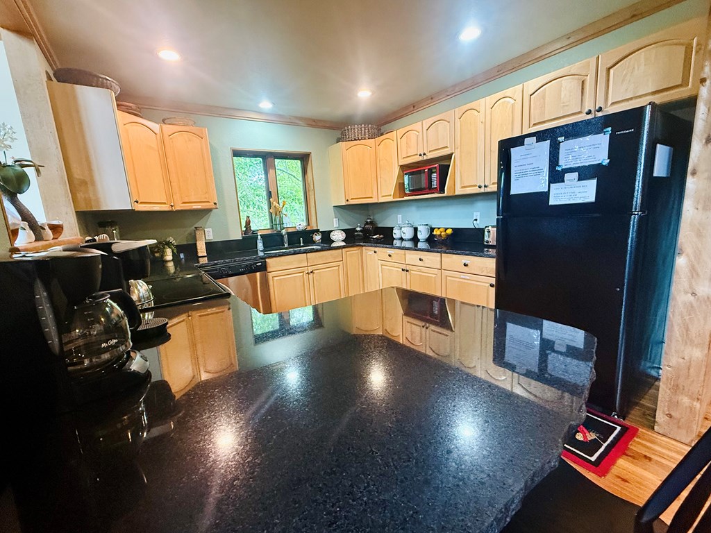 1110 Cardinal Rd, MURPHY, North Carolina image 8