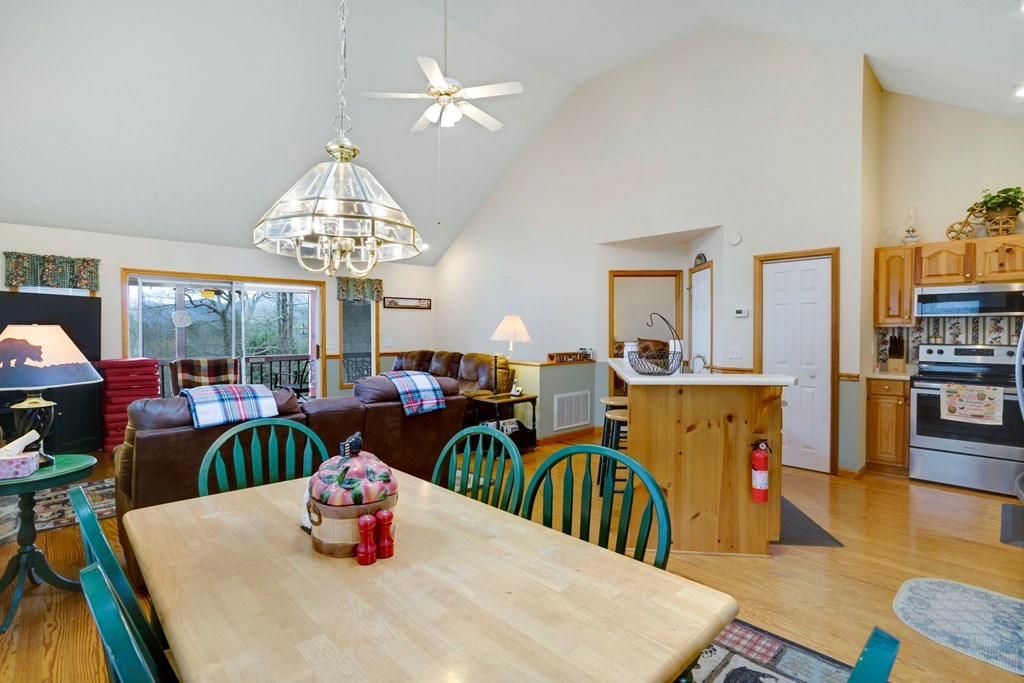 536 Hillside Drive, HIAWASSEE, New York image 9