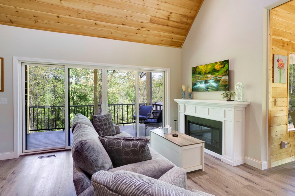 2565 Dune Rd, HIAWASSEE, Georgia image 5