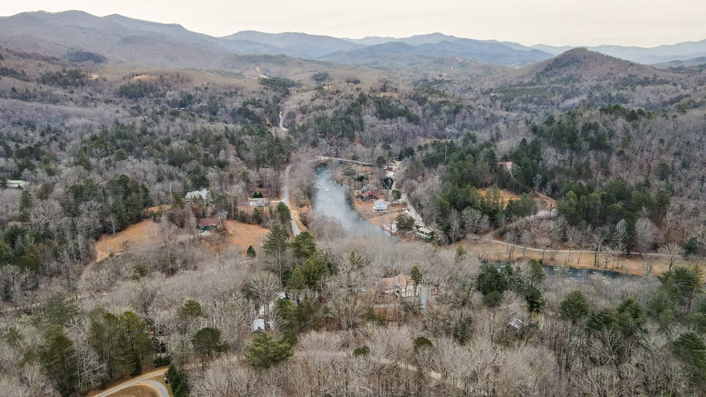 121 Brittany Pointe, HAYESVILLE, North Carolina image 35