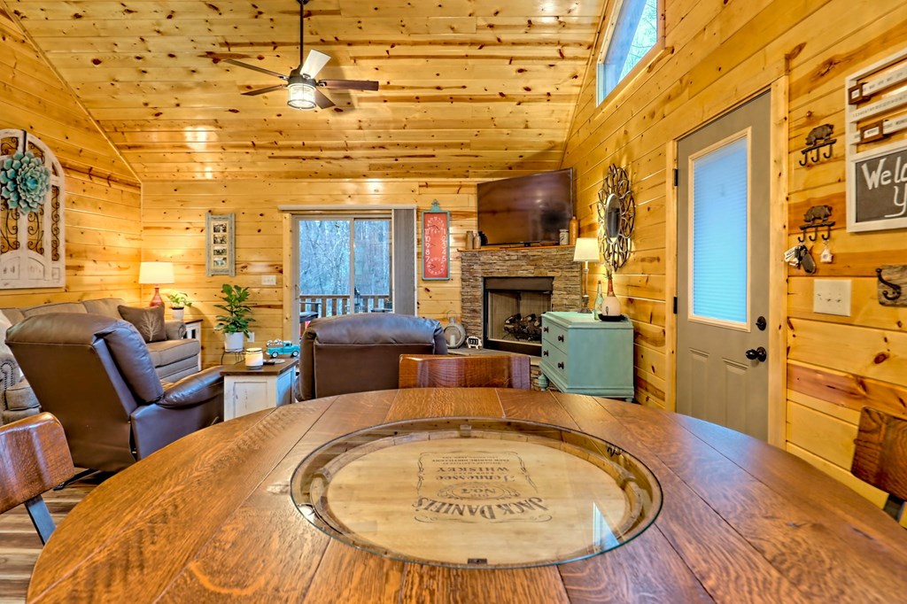 465 Woodcrest Drive, MURPHY, North Carolina image 25