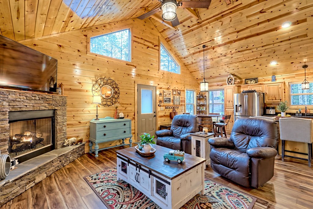 465 Woodcrest Drive, MURPHY, North Carolina image 13