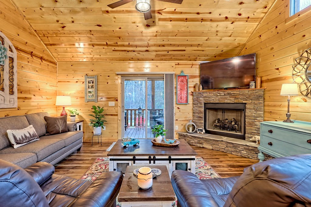 465 Woodcrest Drive, MURPHY, North Carolina image 11