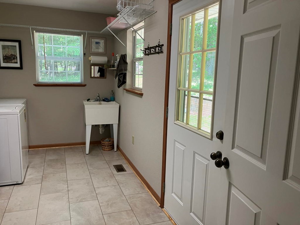 6364 Springwood Trail, YOUNG HARRIS, Georgia image 17