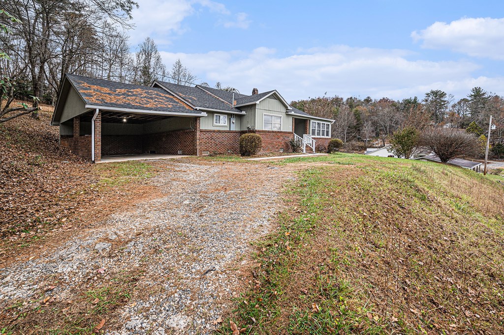 667 Ada St, BLUE RIDGE, Georgia image 3