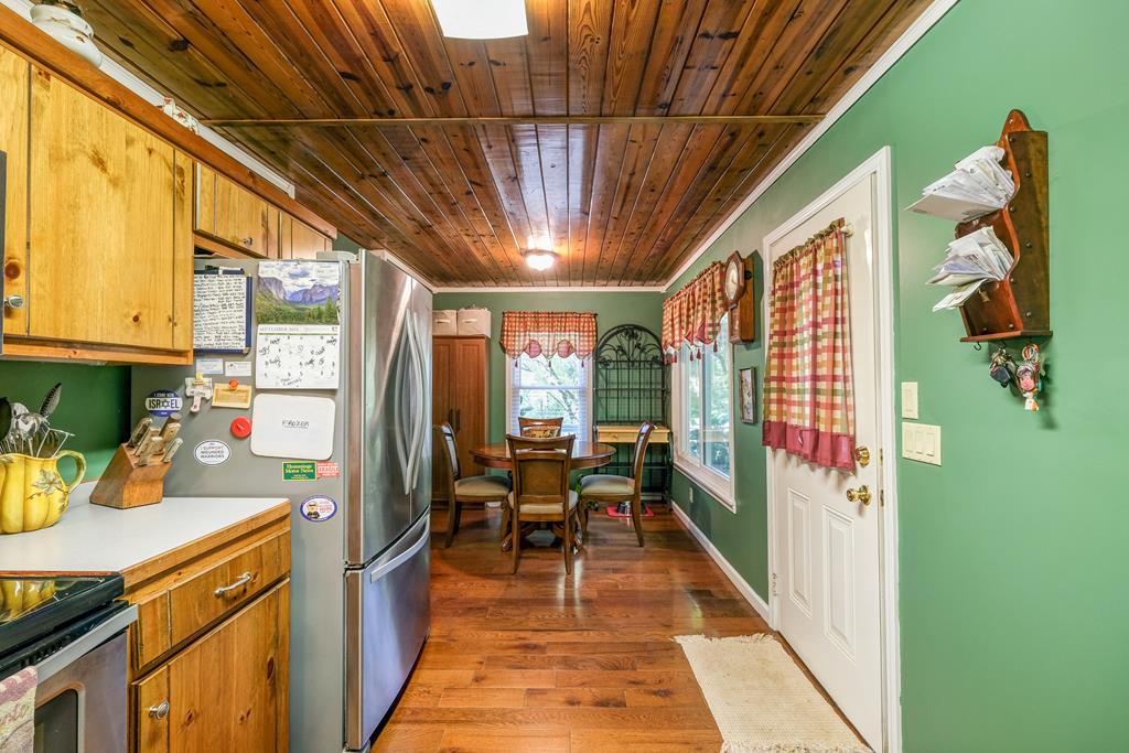 131 Hills And Hollows Rd, MURPHY, North Carolina image 12