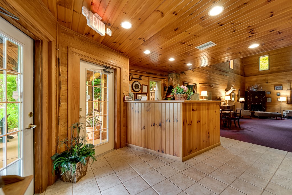 292 Pine Ridge Road, ROBBINSVILLE, North Carolina image 11