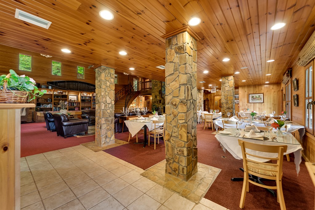 292 Pine Ridge Road, ROBBINSVILLE, North Carolina image 10
