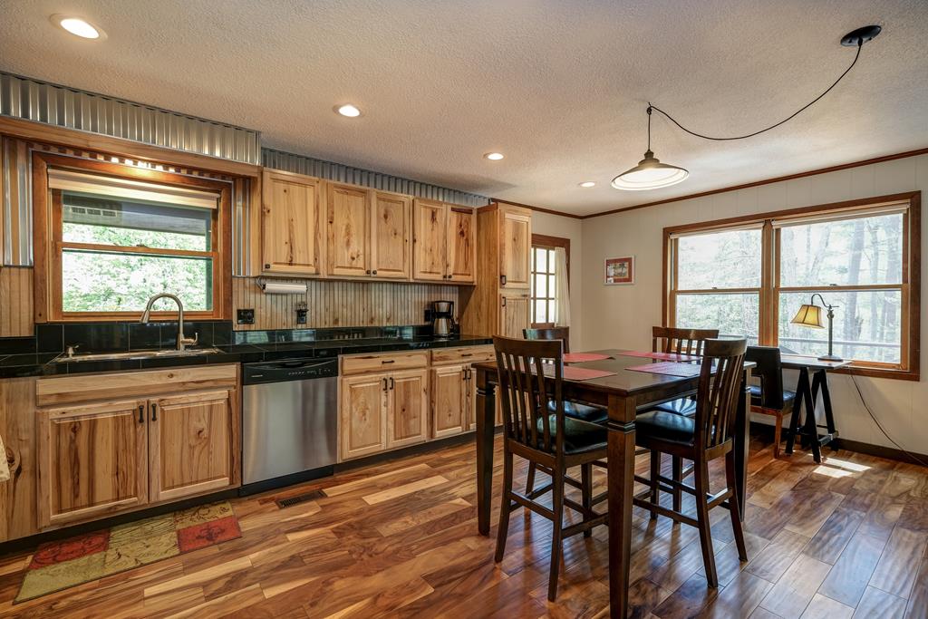 261 Holly Ridge Lane, MURPHY, North Carolina image 13
