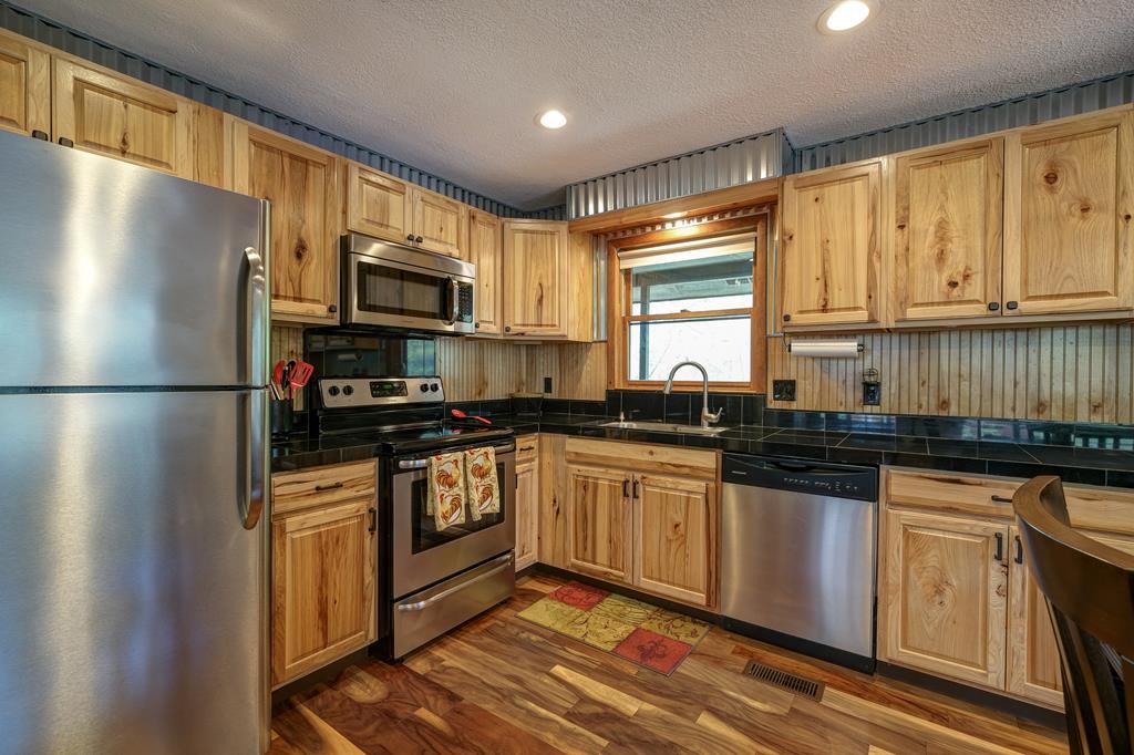 261 Holly Ridge Lane, MURPHY, North Carolina image 12