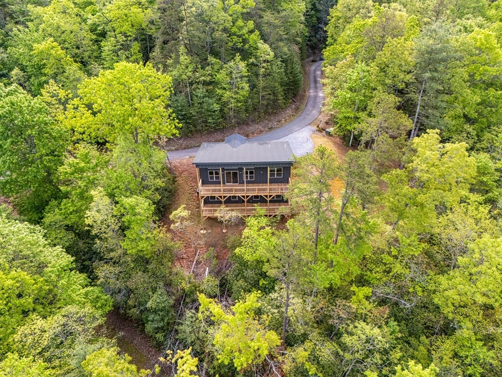 390 Fiddlers Way - Photo 2