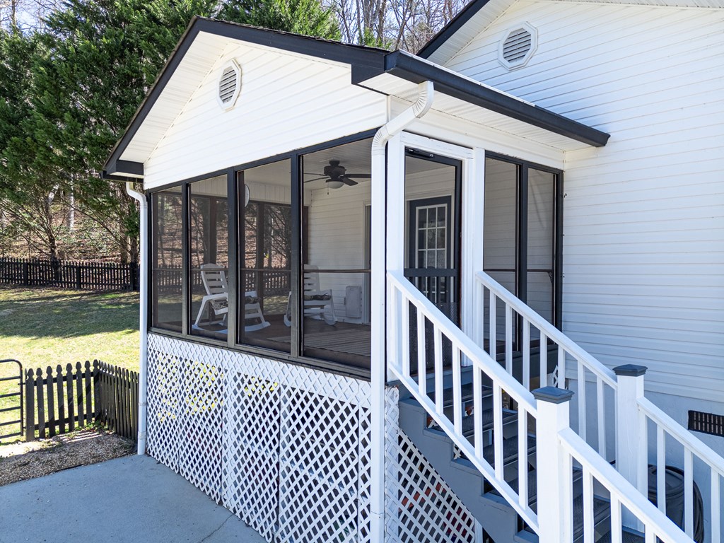 844 Connahetta St, MURPHY, North Carolina image 2