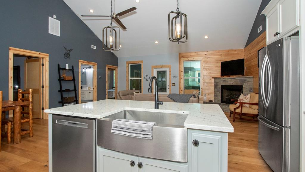 60 Lonesome Pine Rd, MURPHY, North Carolina image 18
