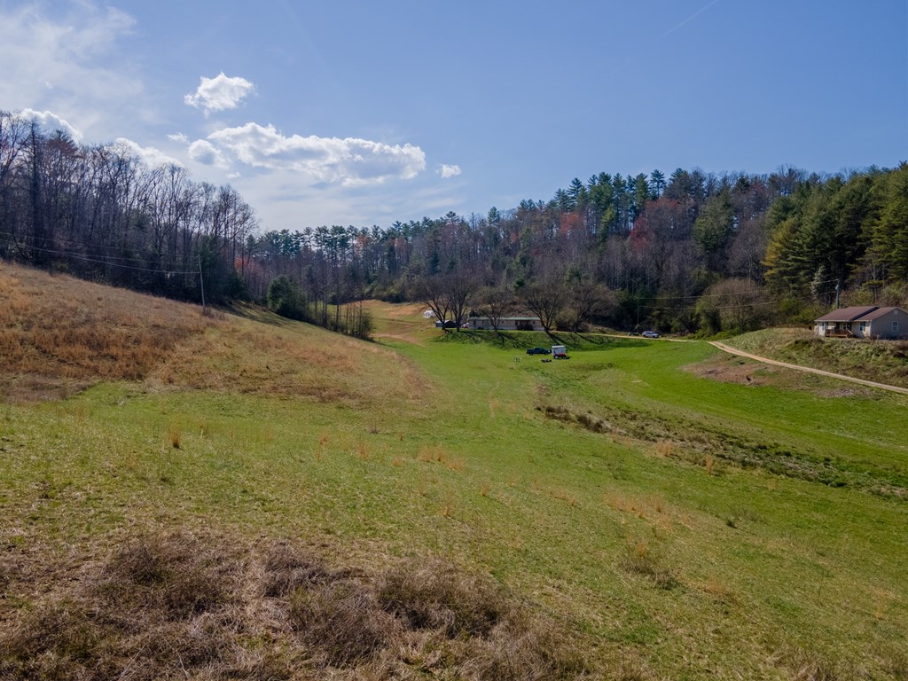 34 Leonard Davis Road, ROBBINSVILLE, North Carolina image 6