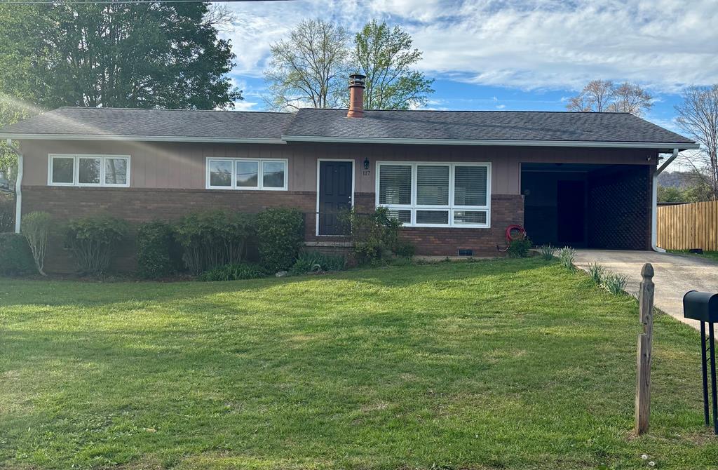 Photo 1 of 12 — 117 Mauney St, MURPHY, NC 28906