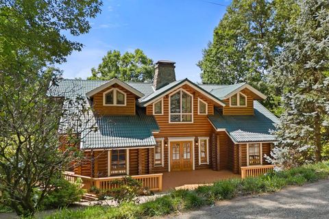 Homes For Sale - 214 Cross Creek Trail<br/> ROBBINSVILLE, NC 28771