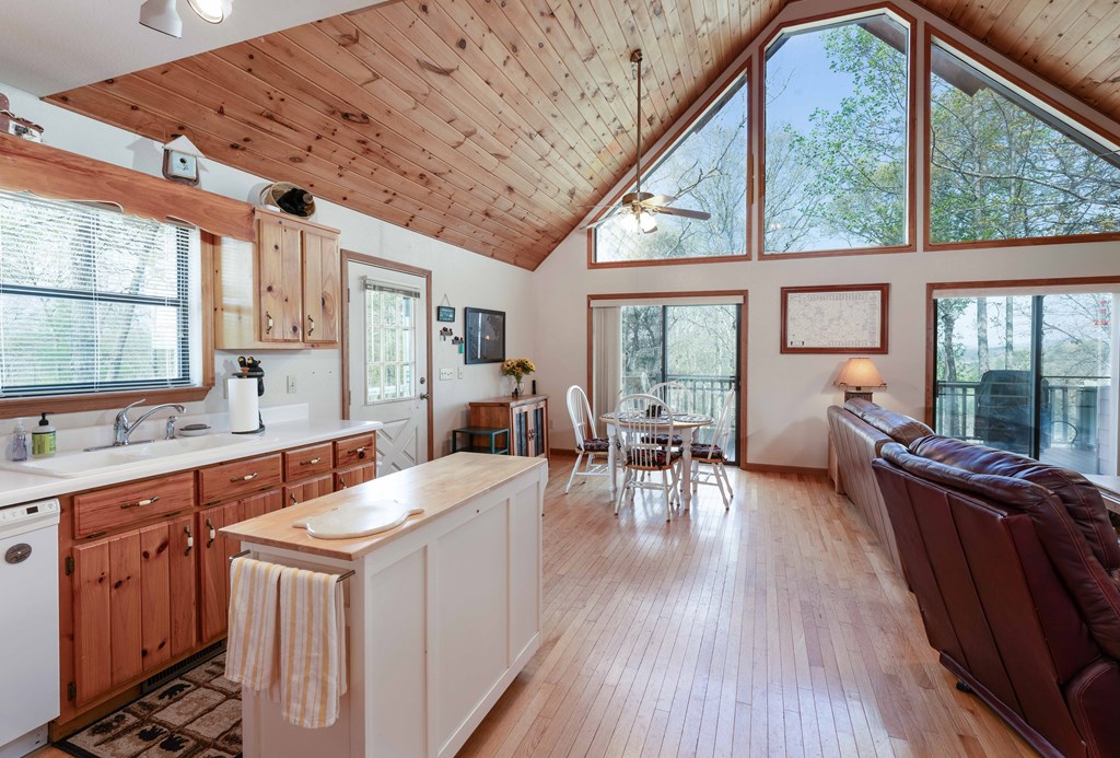1595 Country Walk, MURPHY, North Carolina image 12