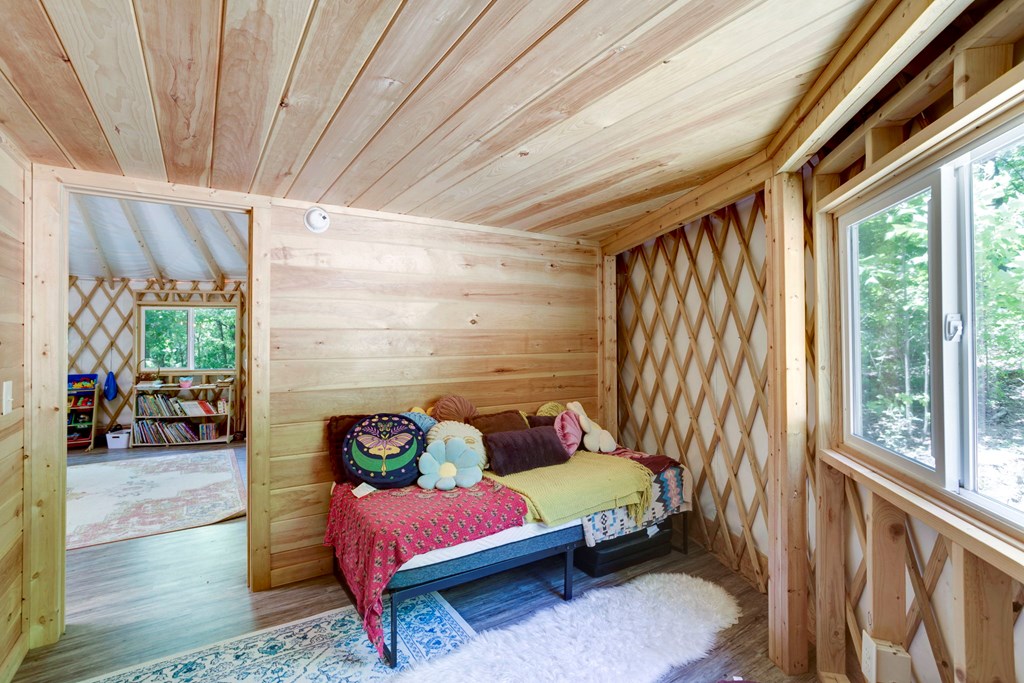 910 Sawyer Cove Rd, HAYESVILLE, North Carolina image 13