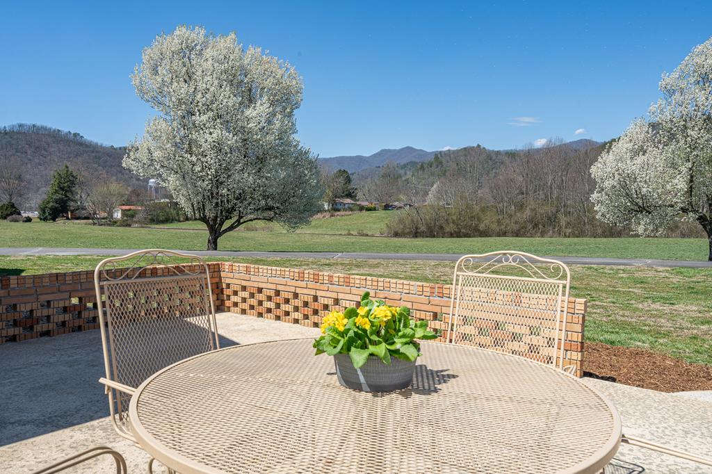 2915 Airport Road, MARBLE, North Carolina image 20