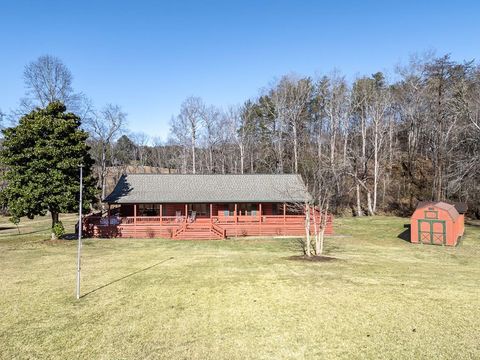 Homes For Sale - 1792 Wolfcreek Rd<br/> MURPHY, NC 28906
