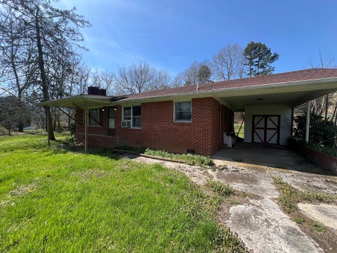 Homes For Sale - 19 Holland Farm Rd<br/> ANDREWS, NC 28901